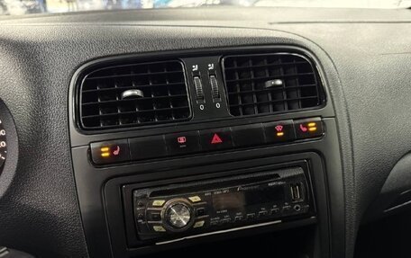 Volkswagen Polo VI (EU Market), 2012 год, 850 000 рублей, 15 фотография