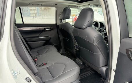 Toyota Highlander, 2025 год, 6 450 000 рублей, 14 фотография