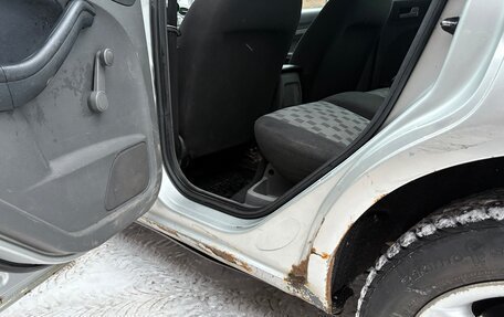 Ford Focus II рестайлинг, 2006 год, 220 000 рублей, 17 фотография