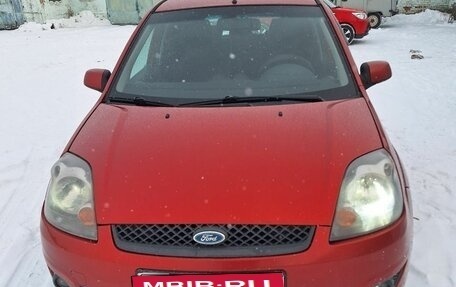 Ford Fiesta, 2007 год, 550 000 рублей, 3 фотография