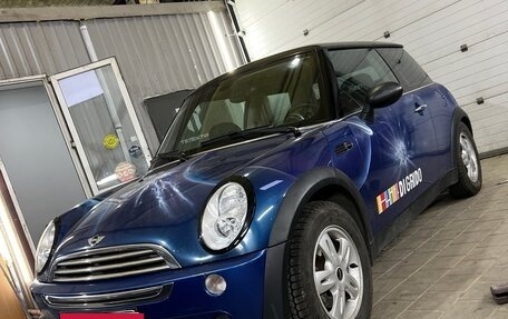 MINI Hatch, 2006 год, 670 000 рублей, 2 фотография