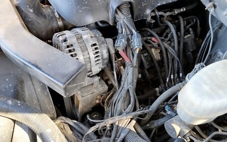 Chevrolet Tahoe II, 2004 год, 750 000 рублей, 12 фотография