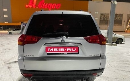 Mitsubishi Pajero Sport II рестайлинг, 2012 год, 2 150 000 рублей, 4 фотография