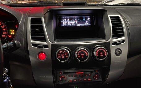 Mitsubishi Pajero Sport II рестайлинг, 2012 год, 2 150 000 рублей, 14 фотография