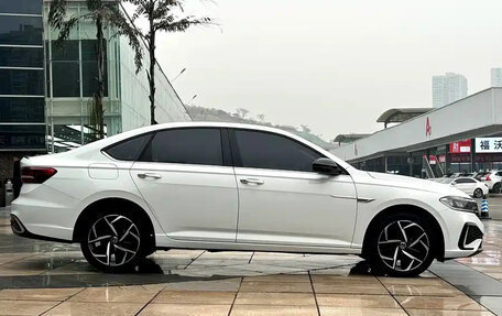 Volkswagen Lavida, 2022 год, 1 380 000 рублей, 4 фотография