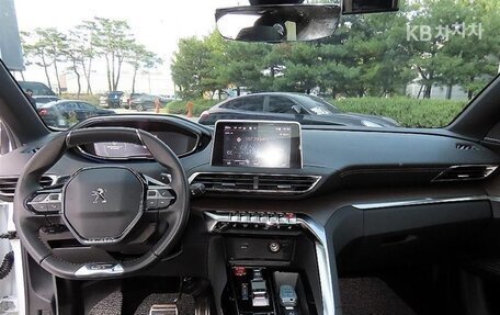 Peugeot 5008 II, 2023 год, 2 350 000 рублей, 7 фотография