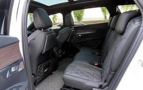 Peugeot 5008 II, 2023 год, 2 350 000 рублей, 6 фотография