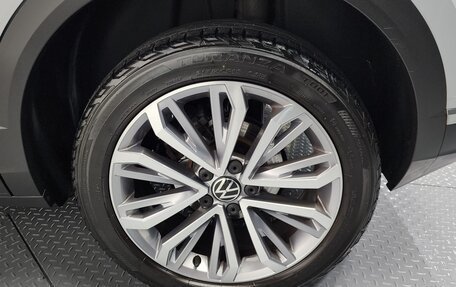 Volkswagen T-Roc I, 2021 год, 2 010 000 рублей, 6 фотография