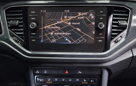 Volkswagen T-Roc I, 2021 год, 2 010 000 рублей, 17 фотография