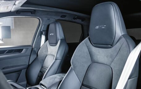 Porsche Cayenne III, 2025 год, 23 490 000 рублей, 17 фотография