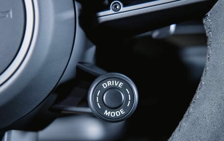 Porsche Cayenne III, 2025 год, 23 490 000 рублей, 13 фотография