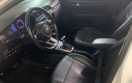 KIA Rio IV, 2019 год, 1 650 000 рублей, 10 фотография