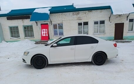 Volkswagen Jetta VI, 2015 год, 895 000 рублей, 3 фотография