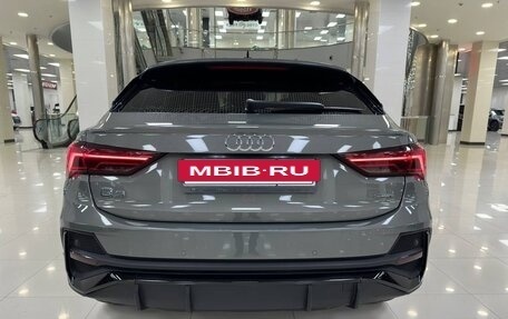Audi Q3, 2021 год, 4 099 000 рублей, 5 фотография