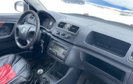 Skoda Fabia II, 2007 год, 175 000 рублей, 2 фотография