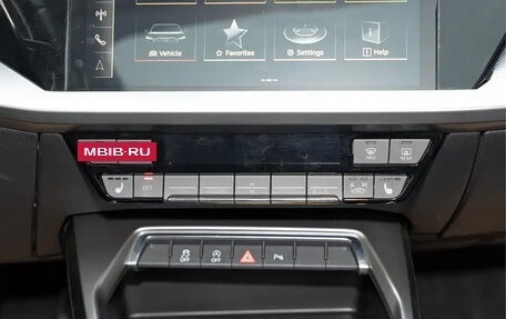 Audi A3, 2021 год, 1 560 000 рублей, 11 фотография