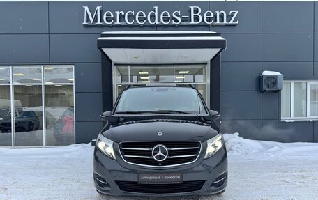 Mercedes-Benz V-Класс, 2019 год, 5 000 000 рублей, 2 фотография