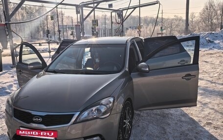 KIA cee'd I рестайлинг, 2010 год, 640 000 рублей, 4 фотография