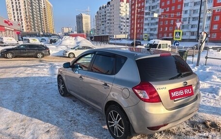 KIA cee'd I рестайлинг, 2010 год, 640 000 рублей, 9 фотография