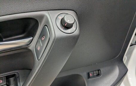 Volkswagen Polo VI (EU Market), 2017 год, 1 150 000 рублей, 10 фотография