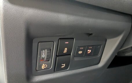 Citroen C4 II рестайлинг, 2020 год, 1 730 000 рублей, 10 фотография