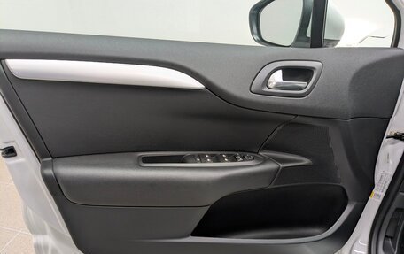 Citroen C4 II рестайлинг, 2020 год, 1 730 000 рублей, 8 фотография