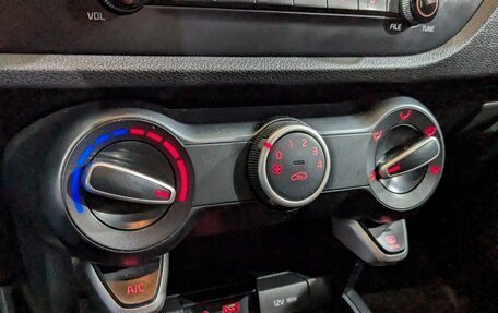 KIA Rio IV, 2019 год, 775 000 рублей, 17 фотография