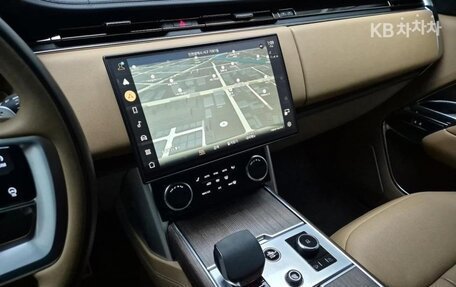 Land Rover Range Rover IV рестайлинг, 2023 год, 19 000 000 рублей, 10 фотография