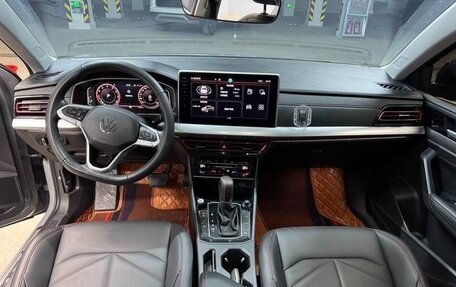 Volkswagen Lavida, 2023 год, 1 380 000 рублей, 7 фотография