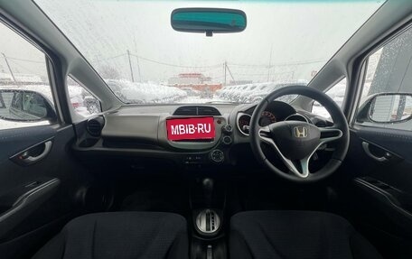 Honda Fit III, 2009 год, 699 900 рублей, 16 фотография