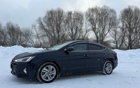 Hyundai Elantra VI рестайлинг, 2019 год, 1 650 000 рублей, 6 фотография