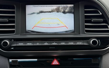 Hyundai Elantra VI рестайлинг, 2019 год, 1 650 000 рублей, 26 фотография