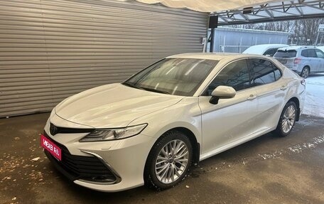 Toyota Camry, 2022 год, 3 600 000 рублей, 1 фотография