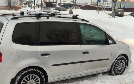 Volkswagen Touran III, 2012 год, 980 000 рублей, 5 фотография