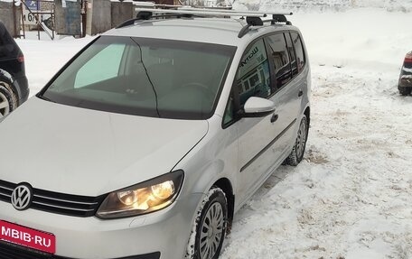 Volkswagen Touran III, 2012 год, 980 000 рублей, 6 фотография