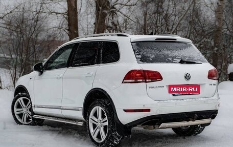 Volkswagen Touareg III, 2012 год, 1 700 000 рублей, 4 фотография