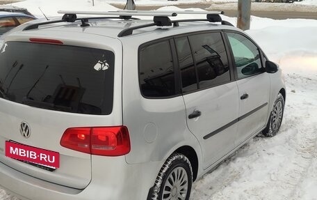 Volkswagen Touran III, 2012 год, 980 000 рублей, 4 фотография