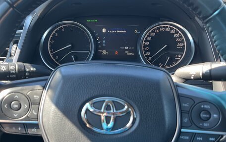 Toyota Camry, 2018 год, 2 900 000 рублей, 7 фотография