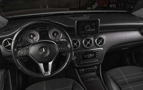 Mercedes-Benz A-Класс, 2013 год, 1 395 000 рублей, 7 фотография