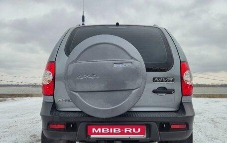Chevrolet Niva I рестайлинг, 2015 год, 740 000 рублей, 4 фотография