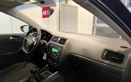 Volkswagen Jetta VI, 2015 год, 797 000 рублей, 12 фотография