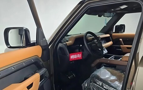 Land Rover Defender II, 2024 год, 12 015 000 рублей, 2 фотография