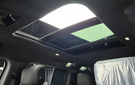 Land Rover Defender II, 2024 год, 12 015 000 рублей, 15 фотография