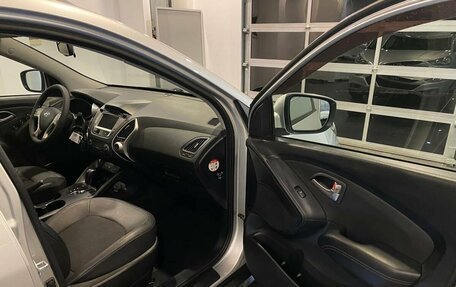 Hyundai ix35 I рестайлинг, 2013 год, 1 245 000 рублей, 27 фотография