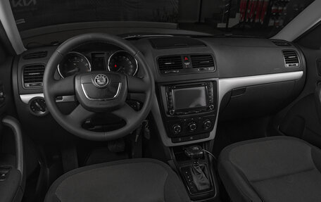 Skoda Yeti I рестайлинг, 2012 год, 895 000 рублей, 7 фотография