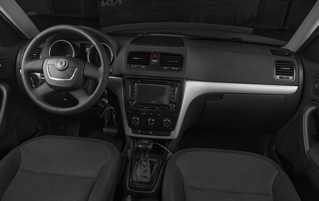 Skoda Yeti I рестайлинг, 2012 год, 895 000 рублей, 9 фотография