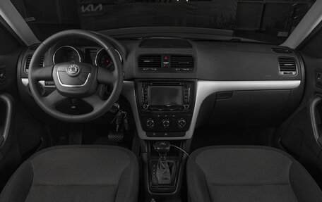 Skoda Yeti I рестайлинг, 2012 год, 895 000 рублей, 8 фотография