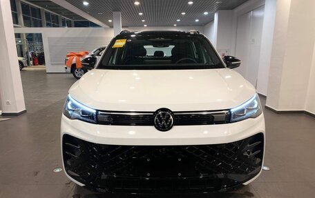 Volkswagen Tiguan, 2025 год, 5 089 000 рублей, 8 фотография