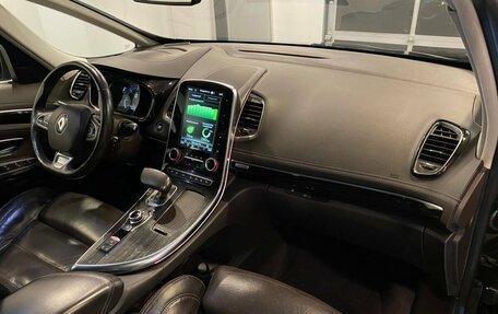 Renault Espace V рестайлинг, 2018 год, 2 135 000 рублей, 12 фотография