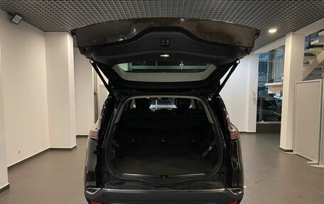 Renault Espace V рестайлинг, 2018 год, 2 135 000 рублей, 38 фотография